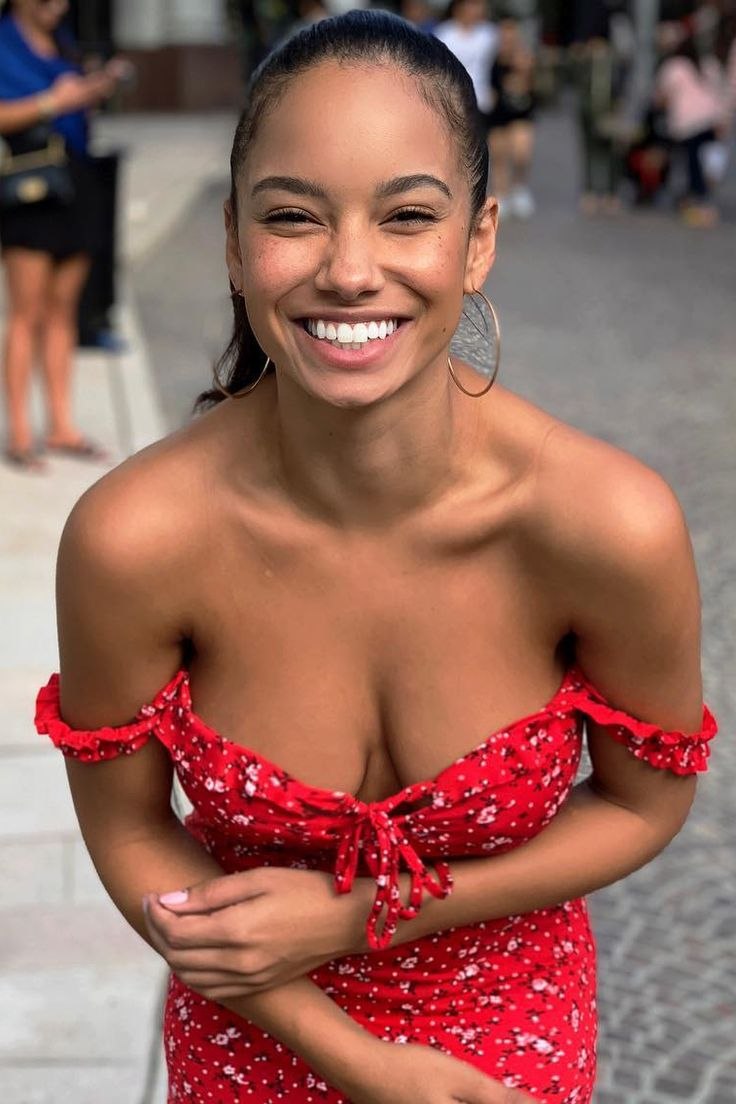 Tao Wickrath Toples Topless