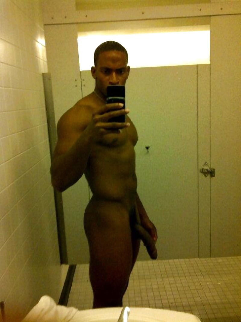 Dark -skinned young man selfie penis