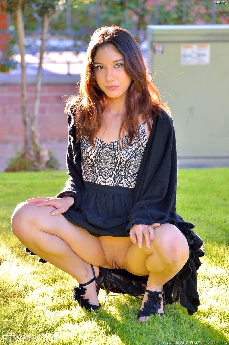 Amateur wife Upskirt Hotel