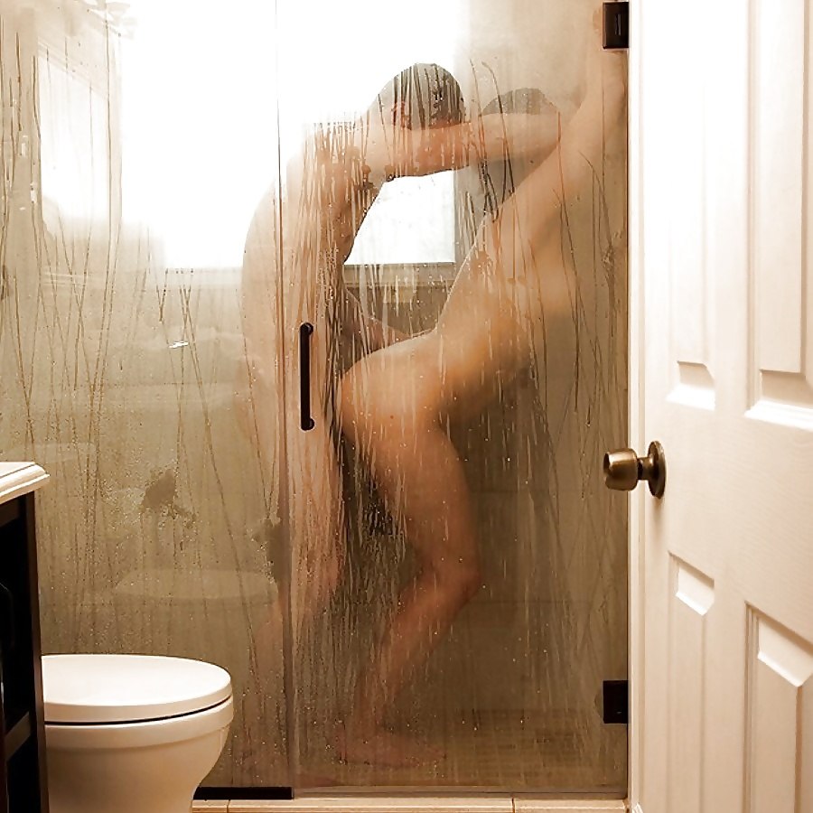 PEEPING TOM is Caure Red Handed While Spying On Naked Women