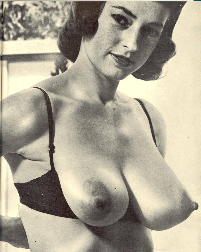 Retro large breasts of Virginia Bell