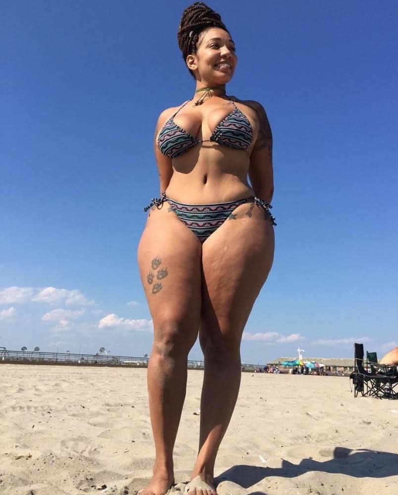 Eboni Brown Shugar Selfi