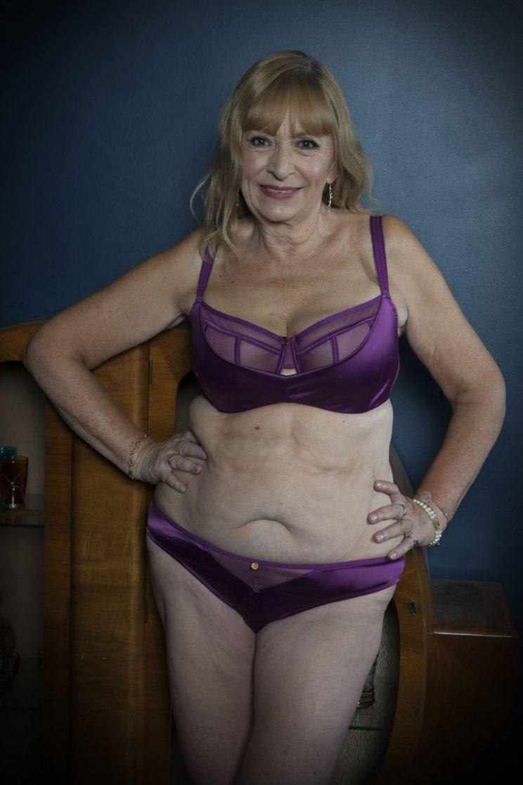 Adult women without complexes