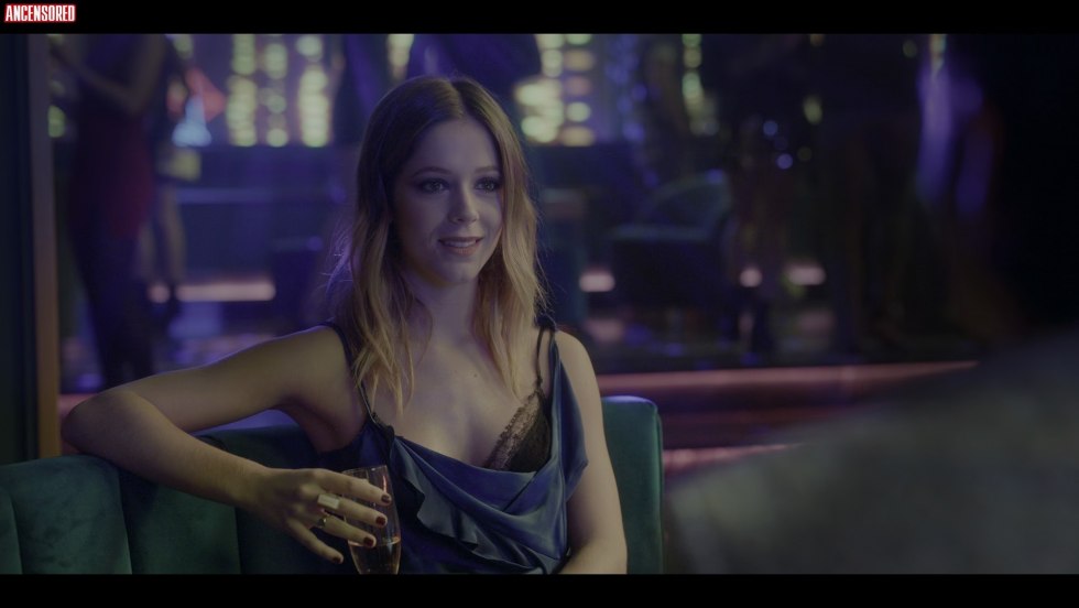 Cosmid georgina gee naked in stockings