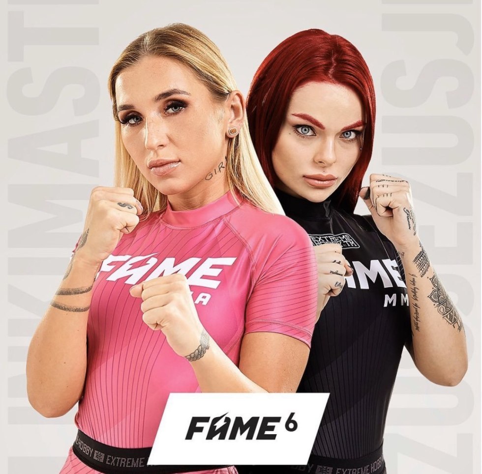 Kamila Smoguletsk fighter