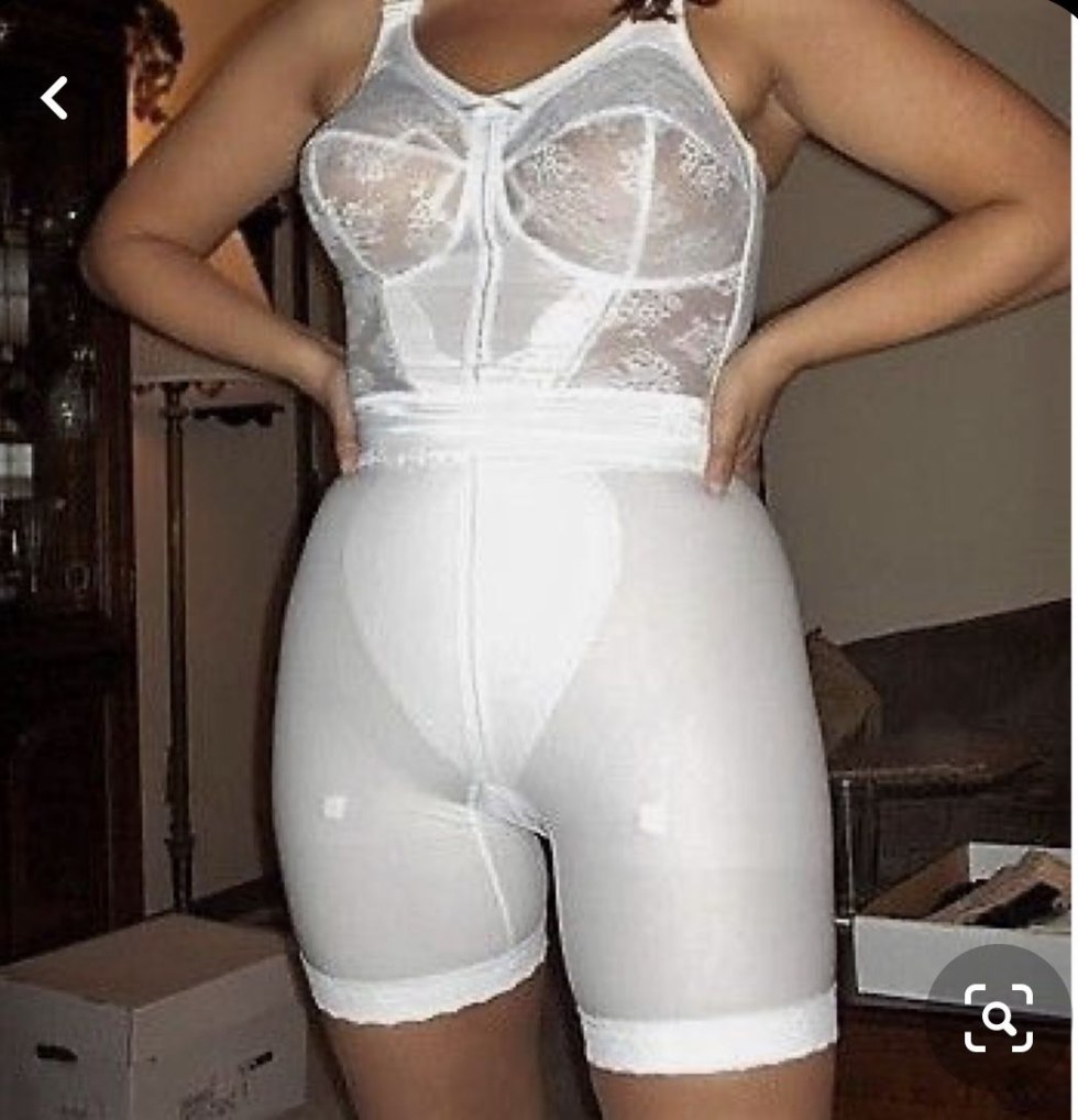 Women in transparent pantalons