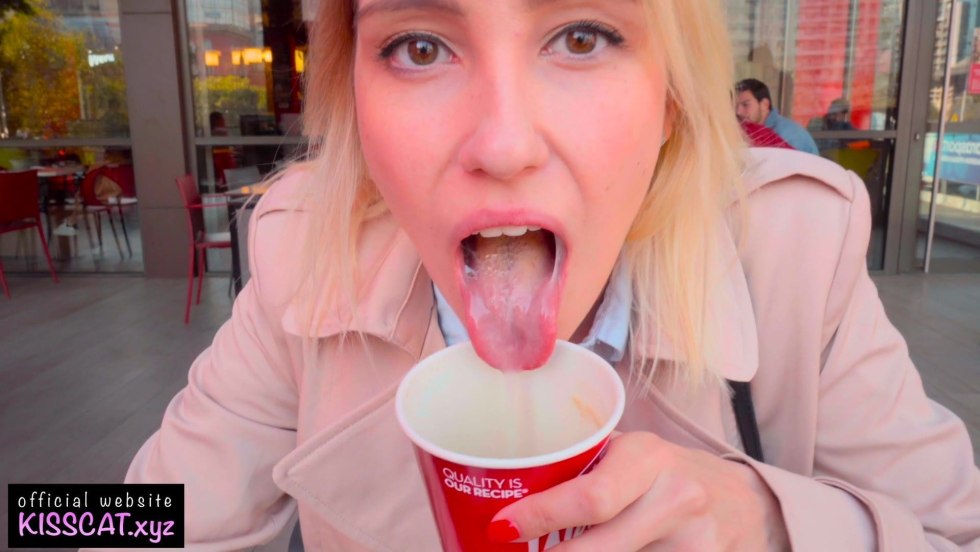 Abigail Johnson Bukkaka