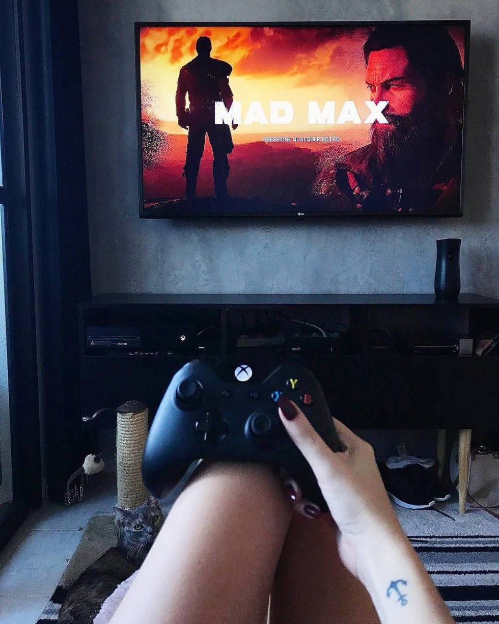 Girls playing computer games