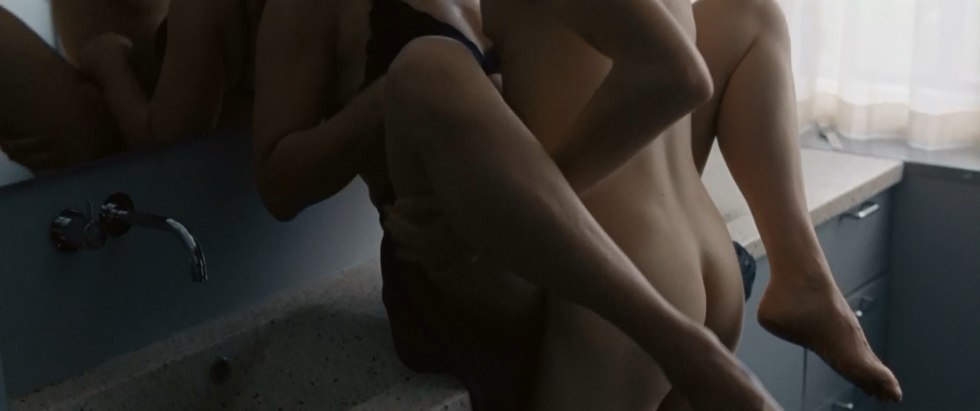 Nina Dobrev naked vampire diaries