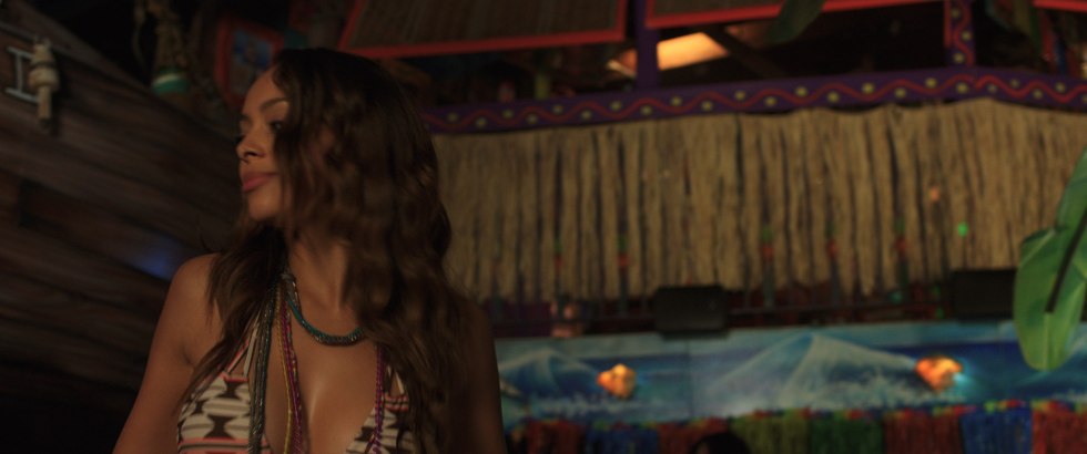 Amber Stevens-Uest Naked