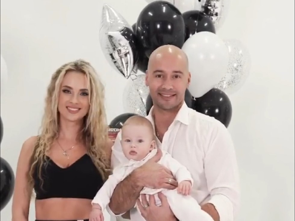 Andrey Cherkasov house 2 wife and son