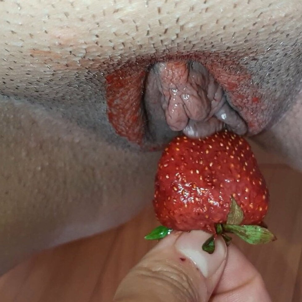 Homemade strawberry girls without panties
