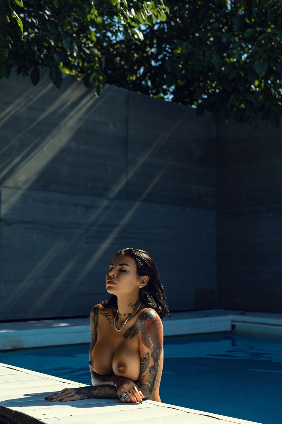 Ilona Bukovskaya Toples