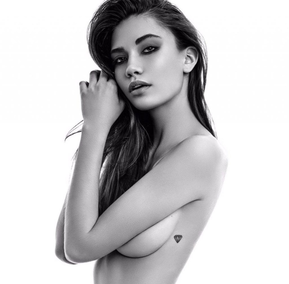 Christina Istomin is naked