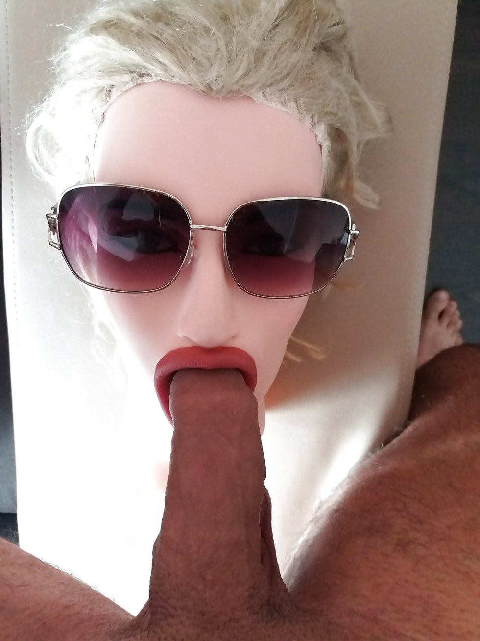 Curve Blonde Blowjob in Glasses