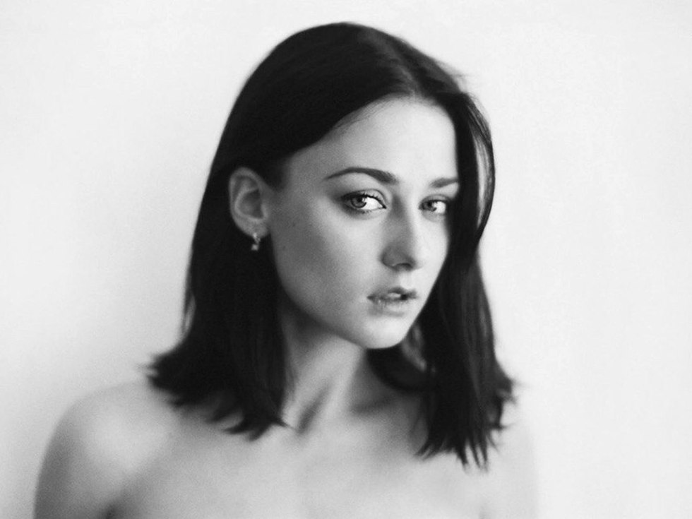 Ingrid Olerinskaya legs 2019