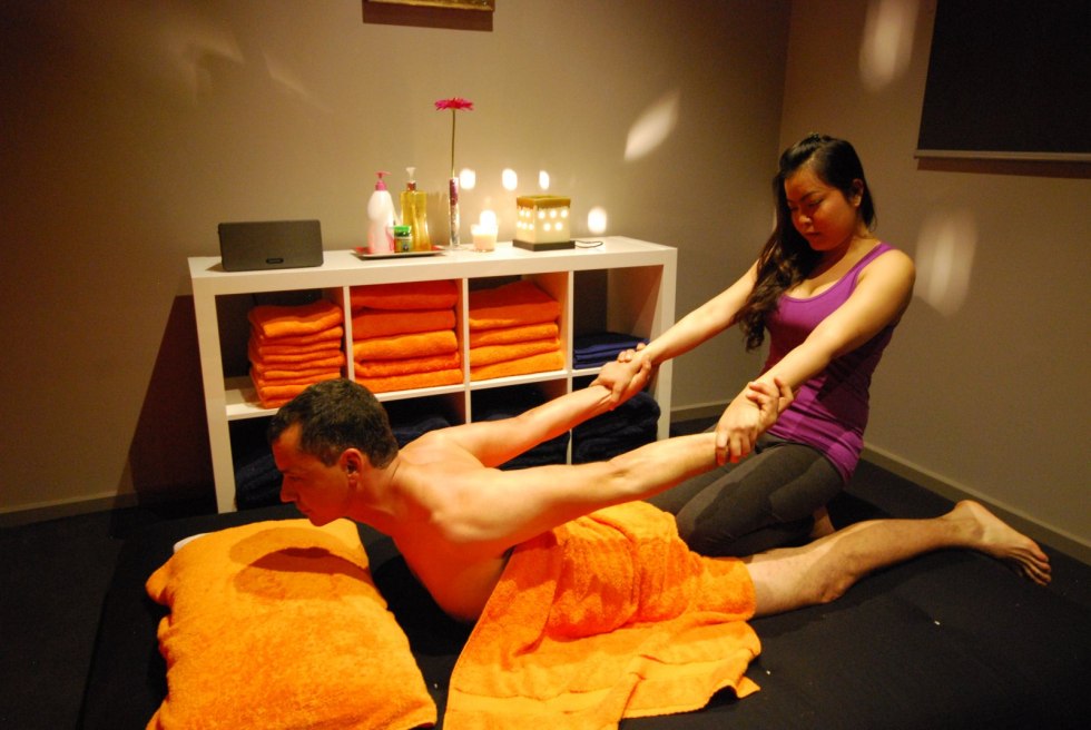 Massage Salon for Men