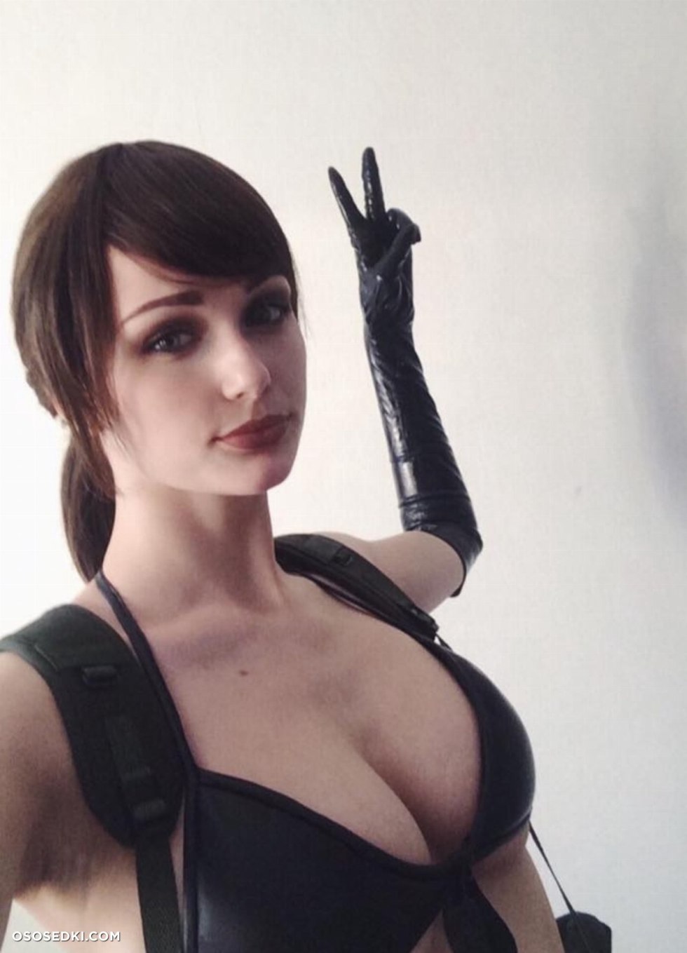 Vlada Lutsak cosplay