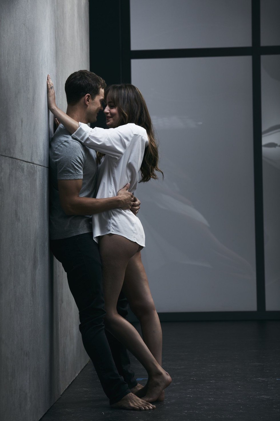 Arietta Adams Anal Stand