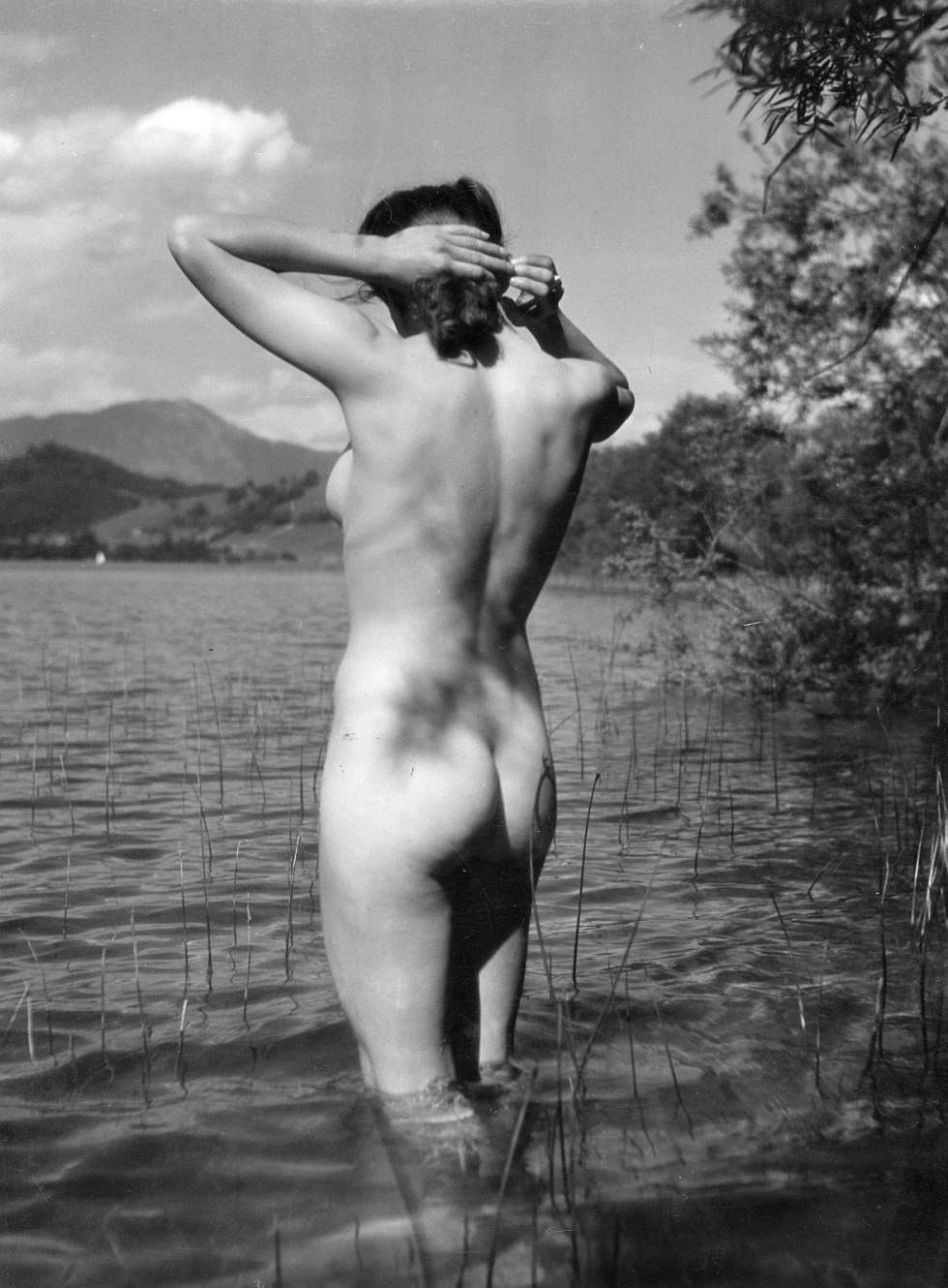 Shennen Dortort naked anal