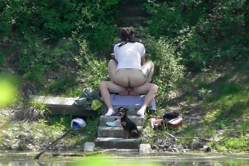 Fuck young couples in nature