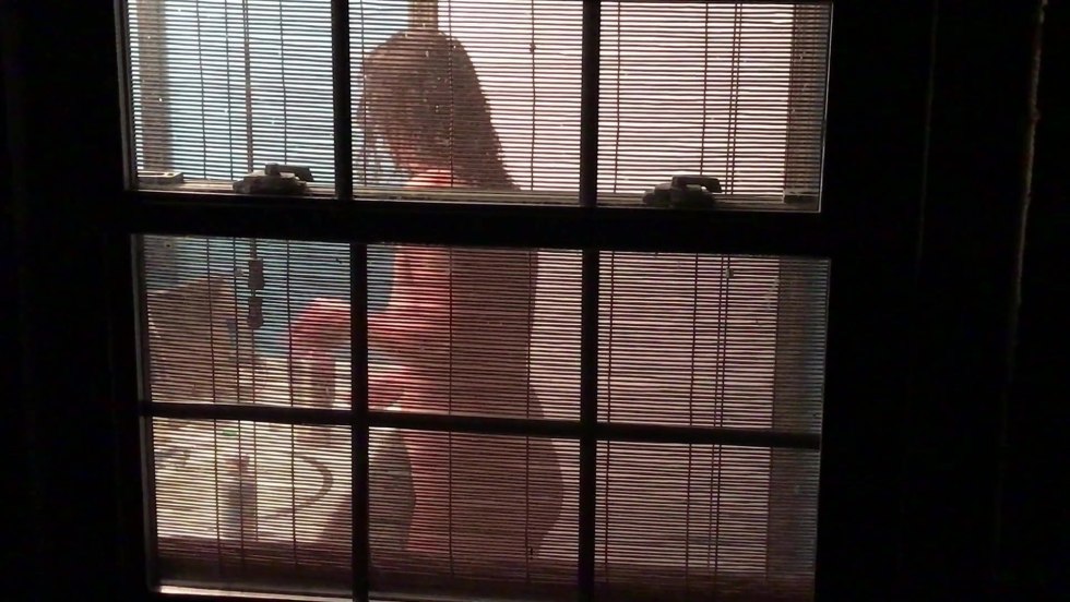 Kagni Linn Carter in the shower