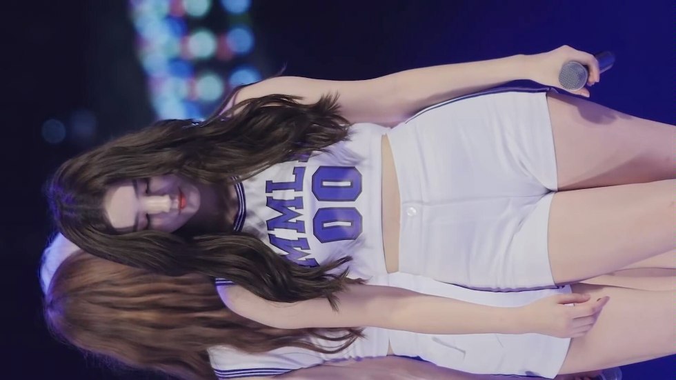 Nancy Momoland Dance