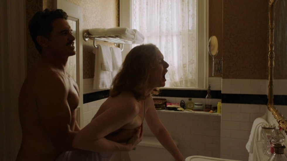 Aura Harrido bed scenes