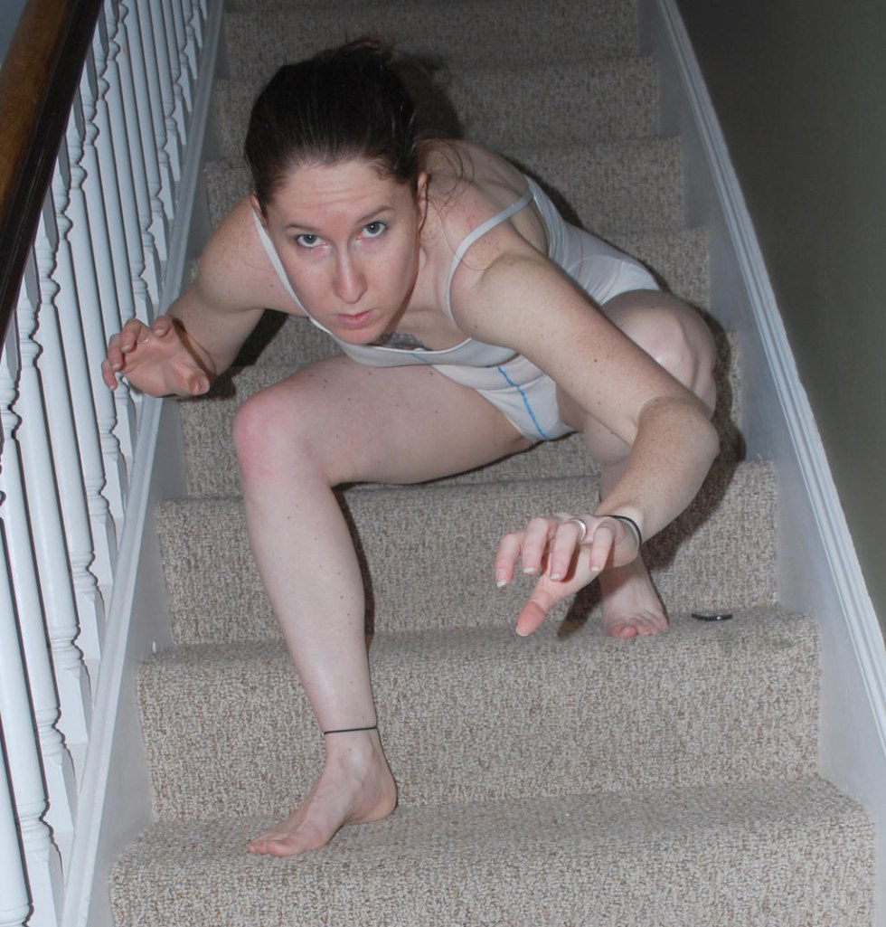 Girls lit the panties on squatting