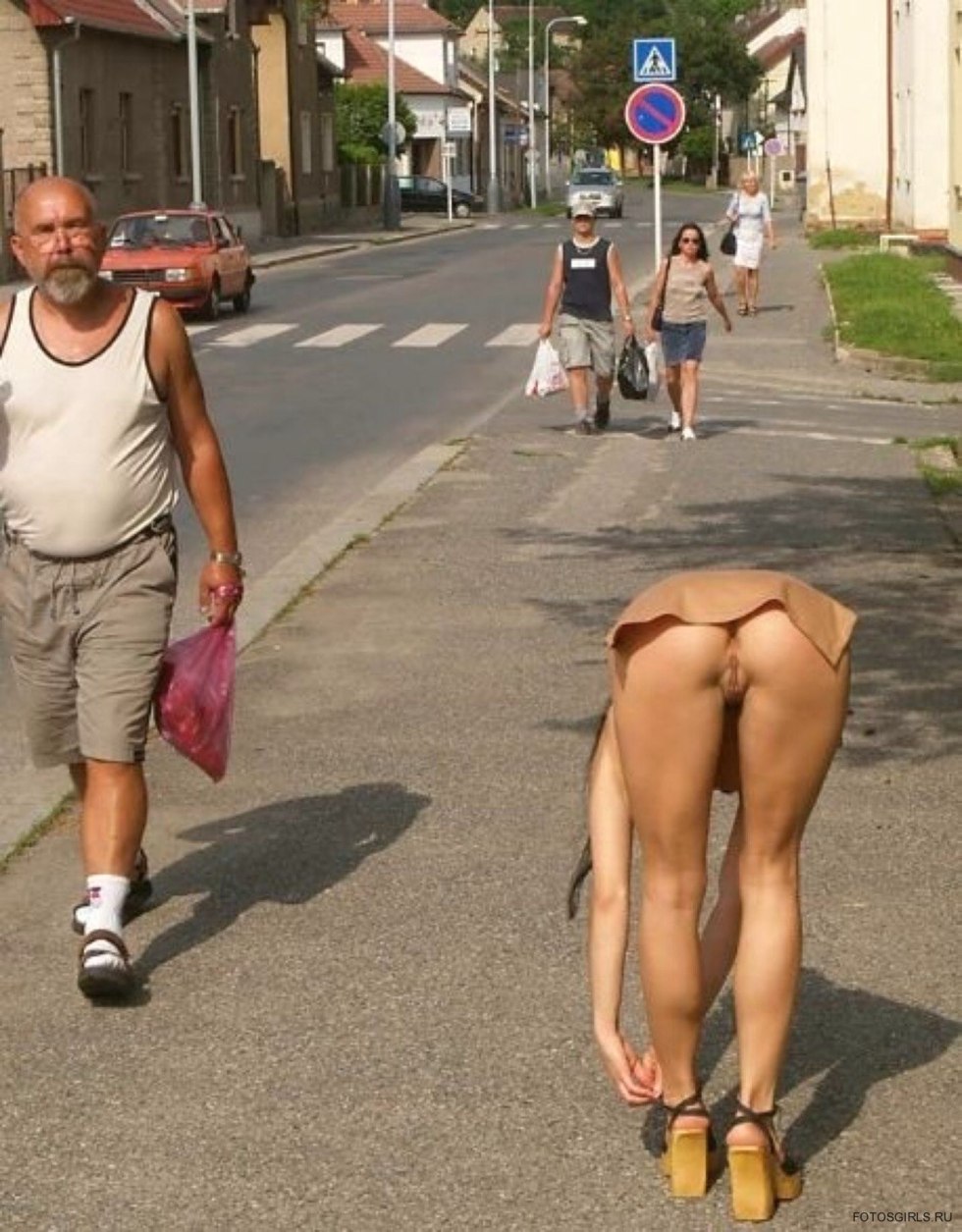 Girls without panties on the street