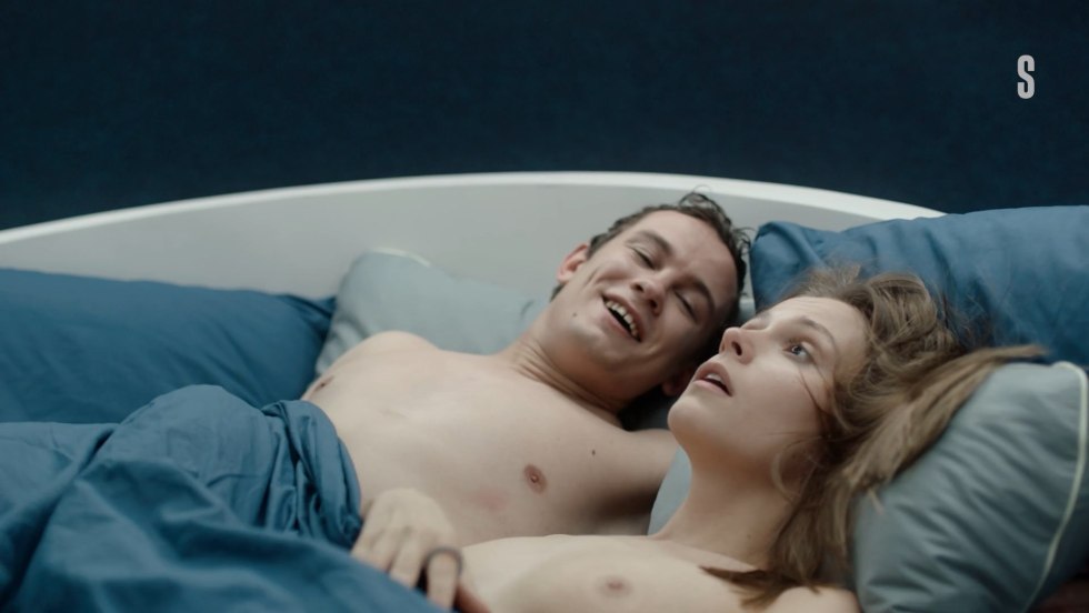 Naked Pelagia is completely