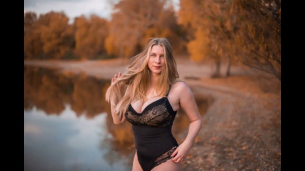 Busty wives in stockings