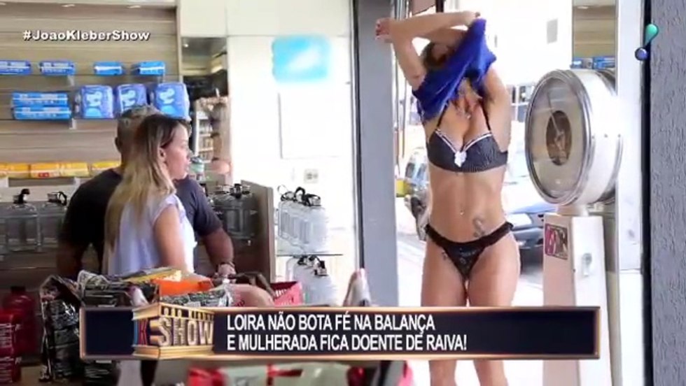 Elizabeth Handcuffed