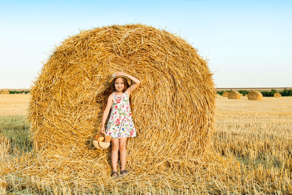 Straw hat farmer American