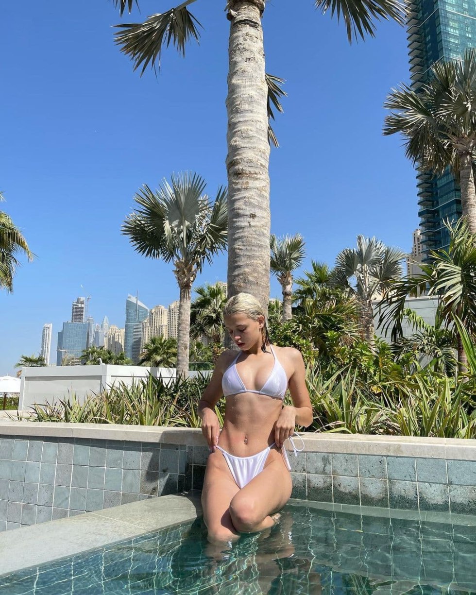 Julia Gavrilina is hot