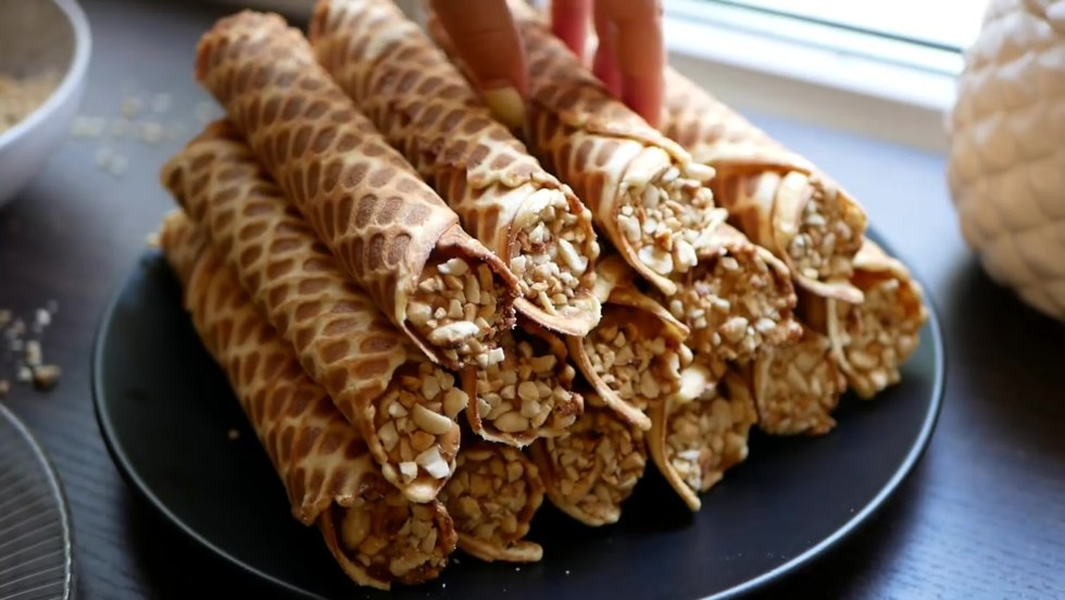 Amicelli waffle tubes