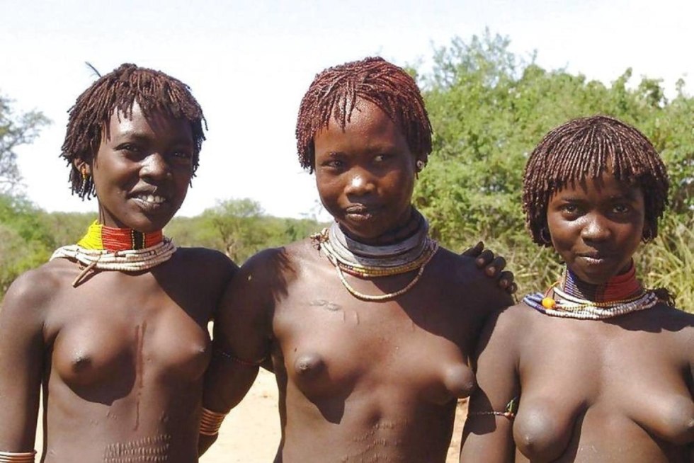 Naked women of African tribes