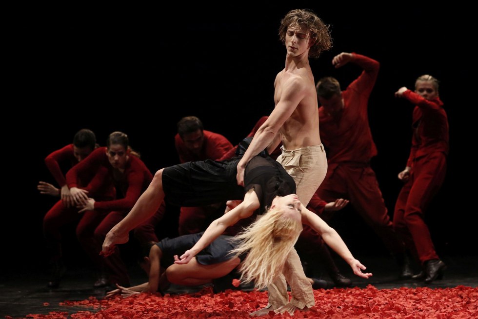 Expectation in the play