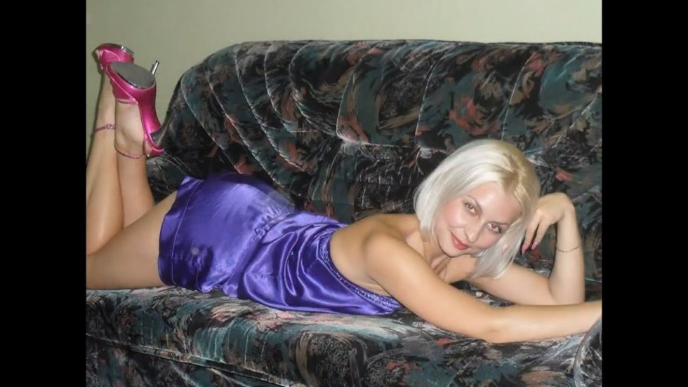 The blonde is private