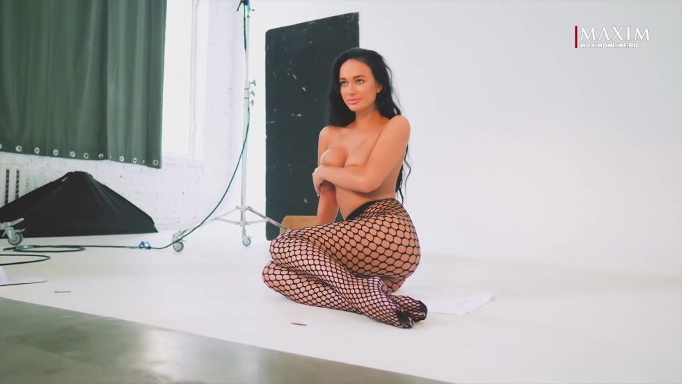 Yana Koshkina magazine Yana Maxim