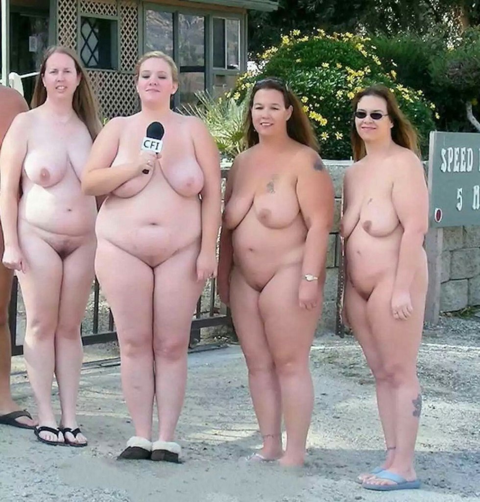 Voiyerist Grenny BBV on the beach