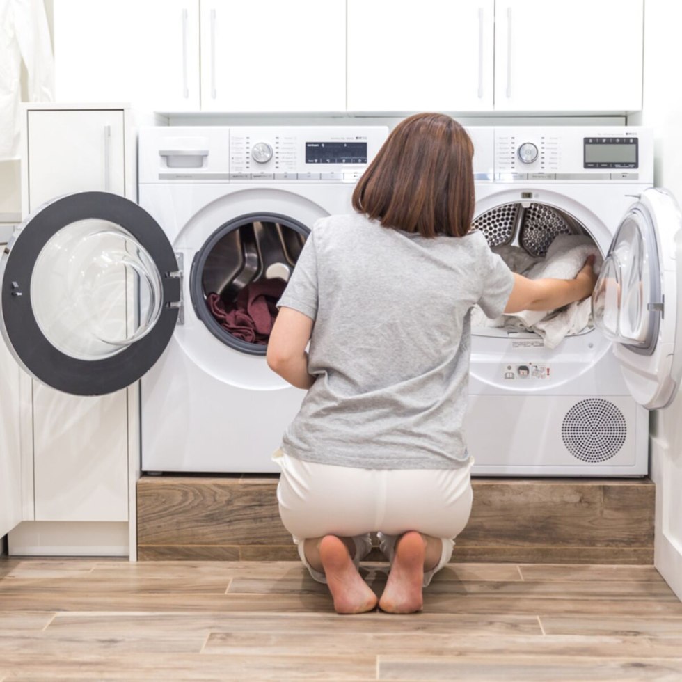 Washing machines for contaminated clothing