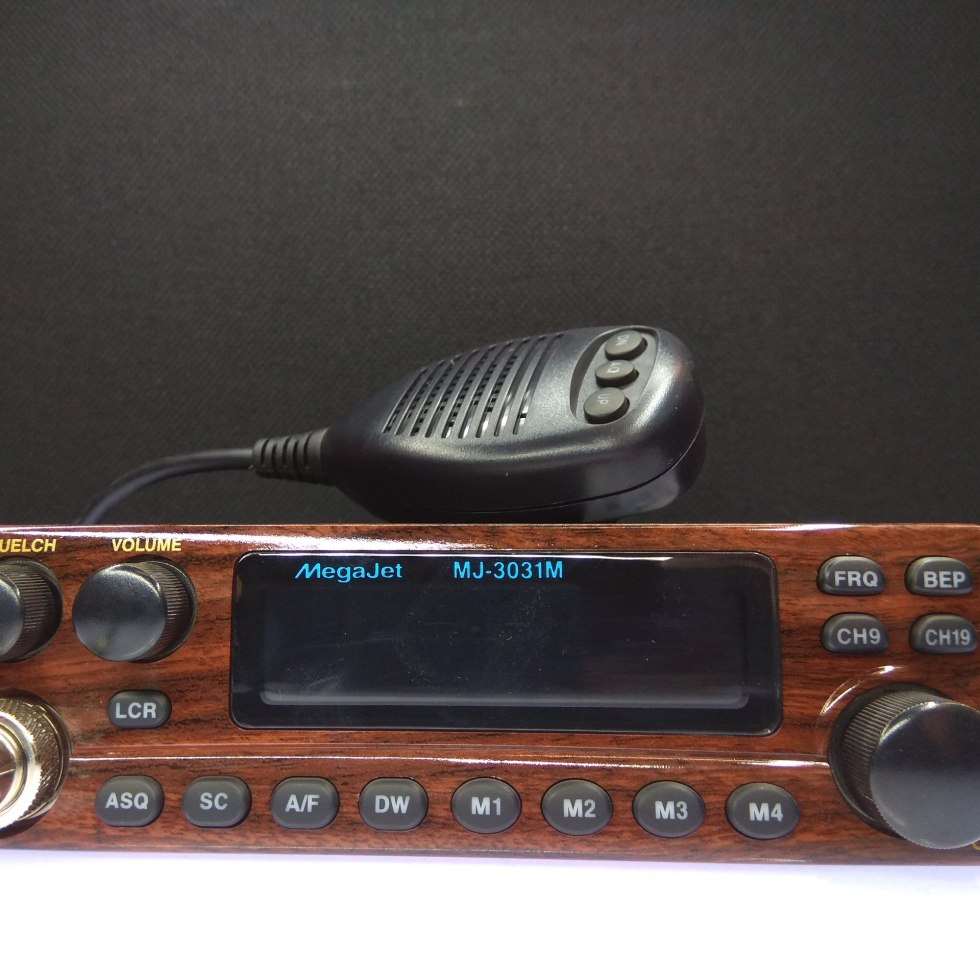 Audi 80 walkie -talkie station