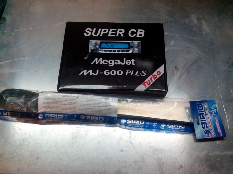 Radio station for farmers frequency MJ 600