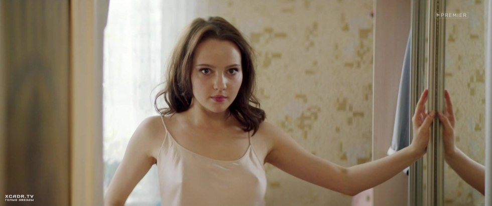 Julia Morse and Julri Waters striptease