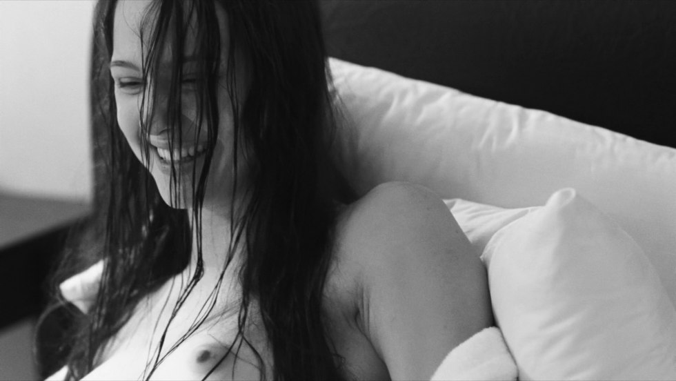 Duelian film 2016 Erotic scenes