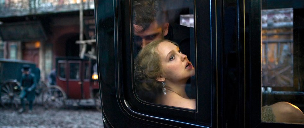 Julia Fox Failed Jewels