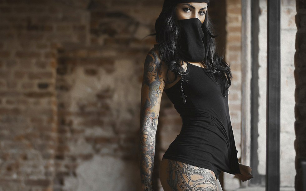 Sandra Bullock lesbian kiss