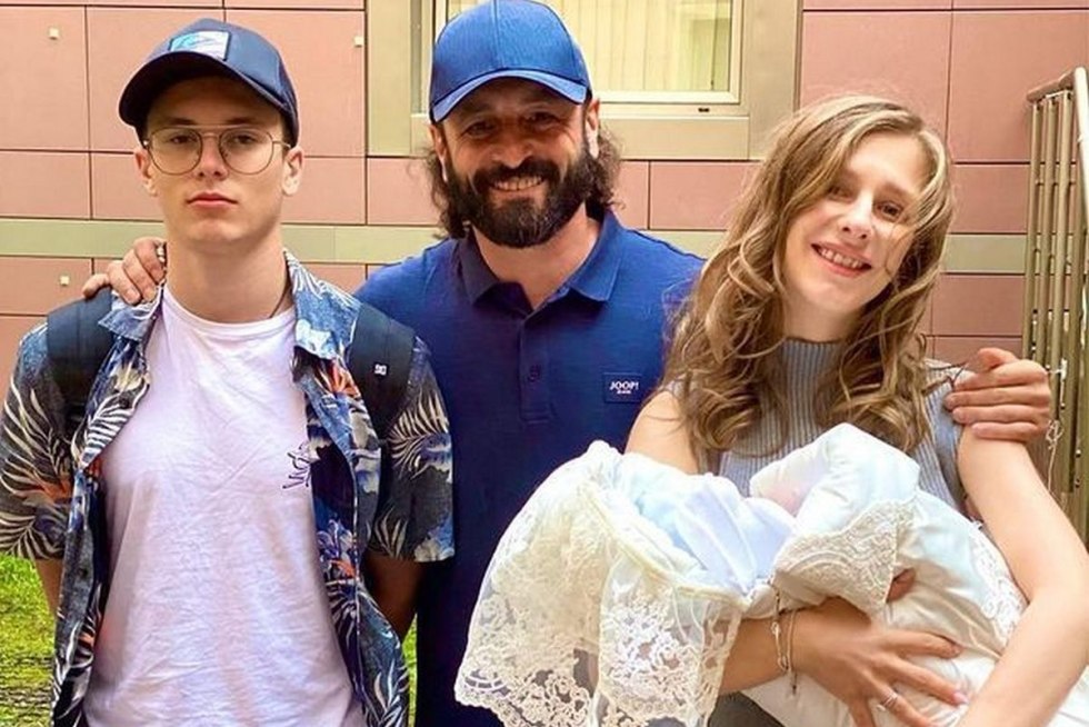 Averbukh and Arzamasov with his son