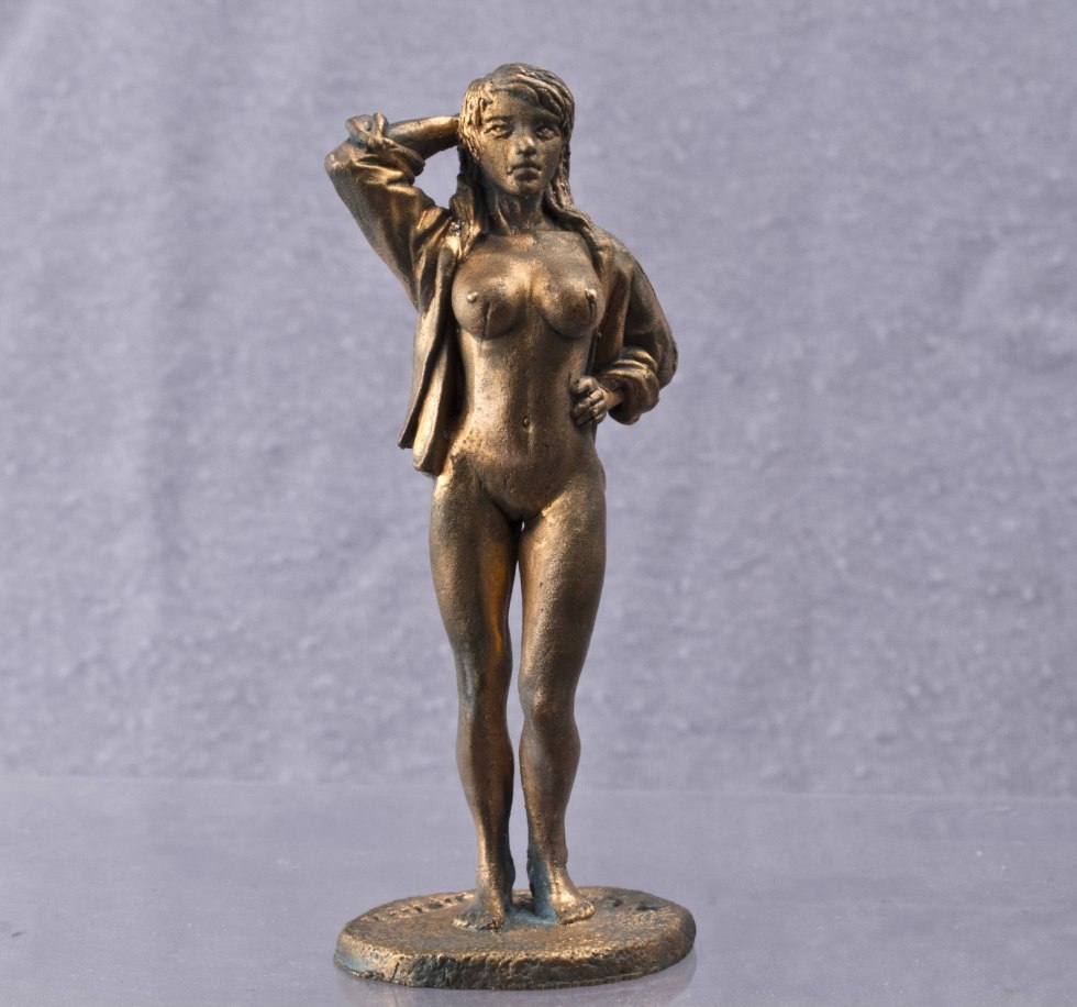 Photoshoot with pizza at home